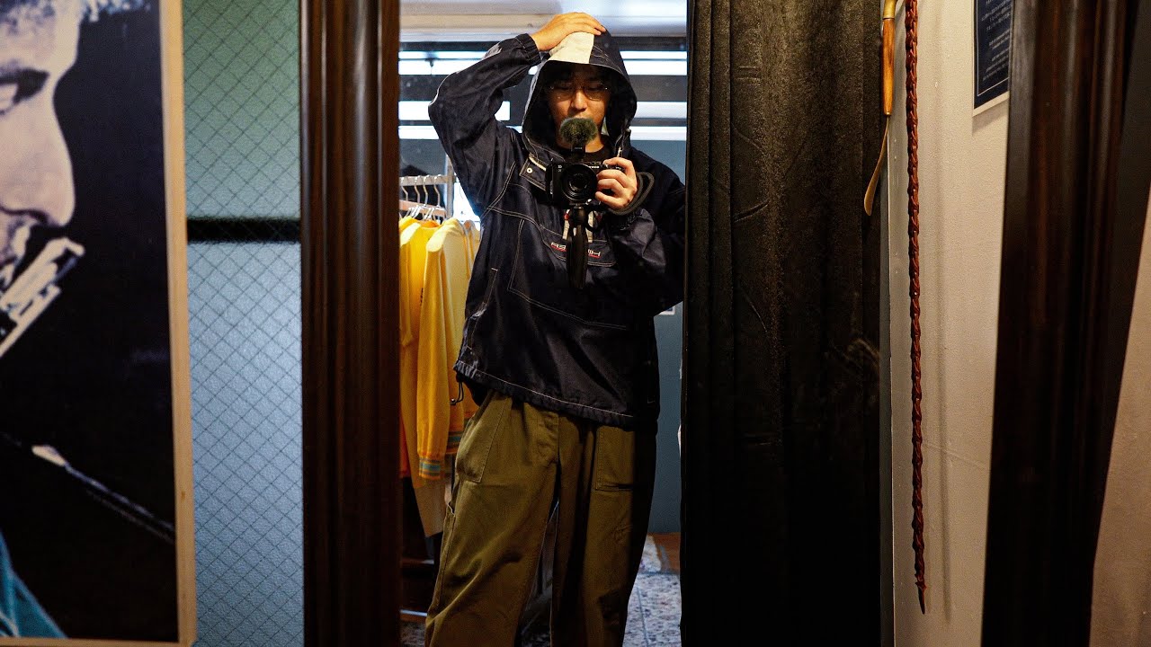 Digging through a 24-hour, unmanned vintage clothing store in 