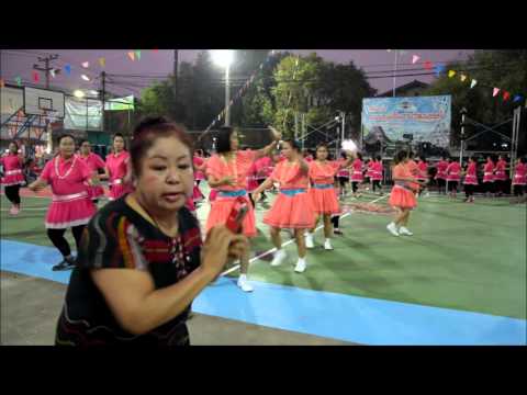 นางรำบ้านป่าบงเวียงฝาง งานถนนคนเดินฝาง ชุดที่ 2