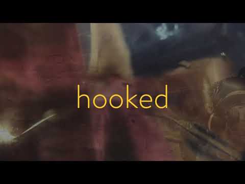 Noti, Caroline Alves - hooked (feat. Caroline Alves)
