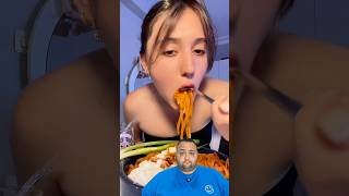 Efsane Makarna Tari̇fi̇ Sesi̇ Açarak İzleyi̇n