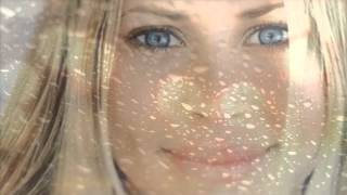 Video thumbnail of "Blue Eyes Crying In The Rain"