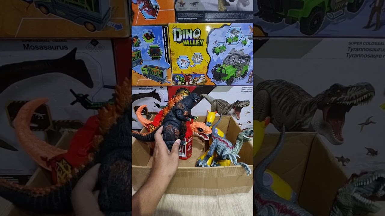 Hunting Jurassic World Toy Dinosaur Collection ASMR