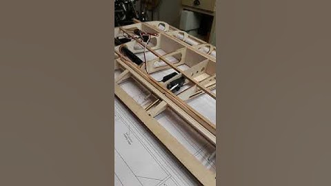Spangenberg aileron control linkage