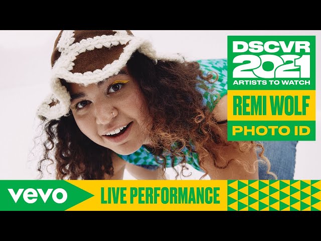 Remi Wolf - Photo ID (Live) | Vevo DSCVR Artists to Watch 2021 class=