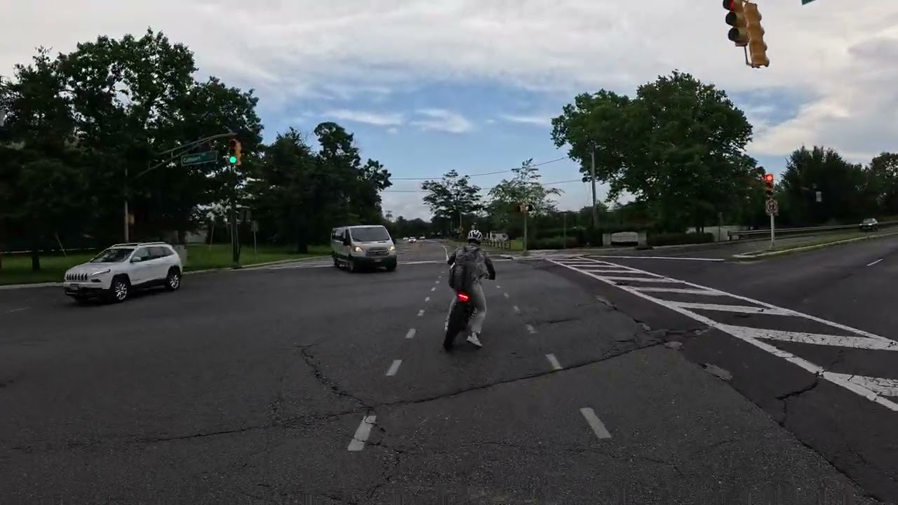 Cooper River 7 14 25 Church van almost hits ebike