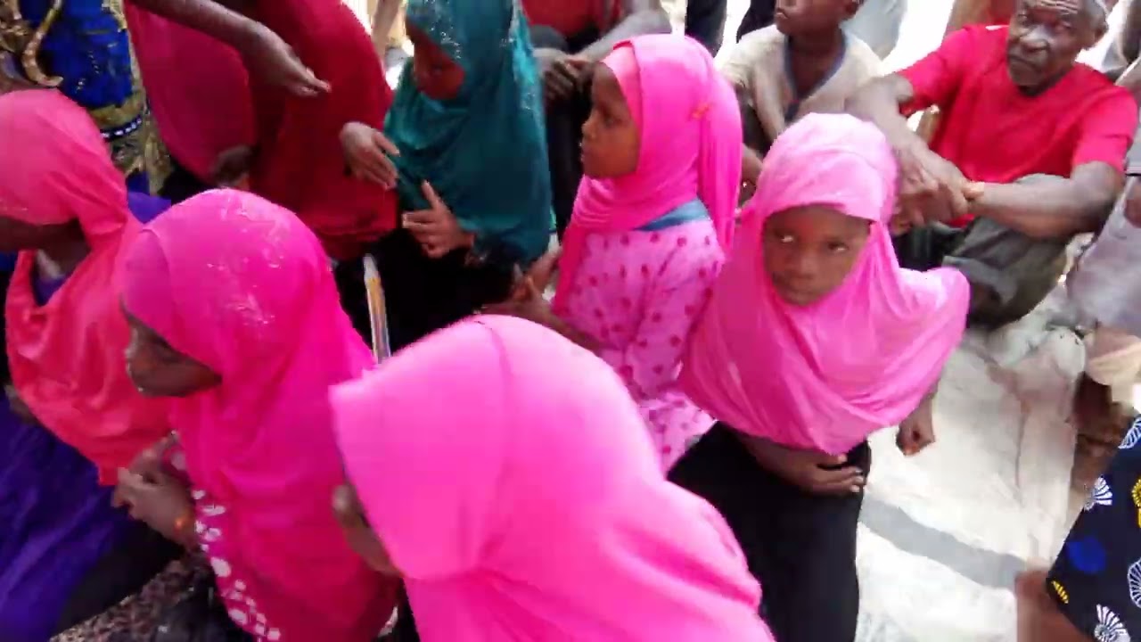 Madrassa chame all Arábia Ibo, arazou ao publico com a danca