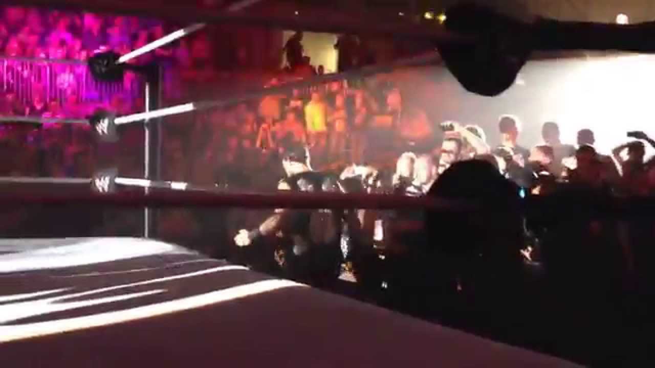 wwe Orchies-Entrance Fandango with Layla