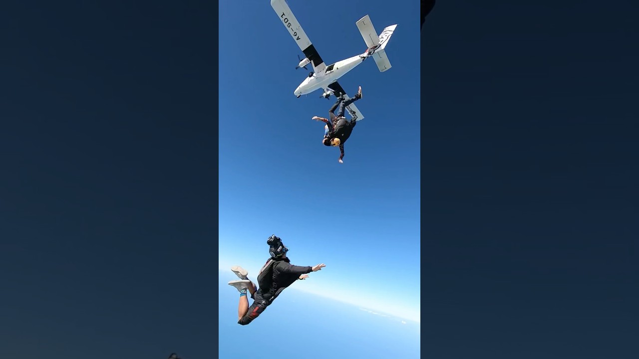 POV: Вы — оператор видео прыжков с парашютом 🎥
