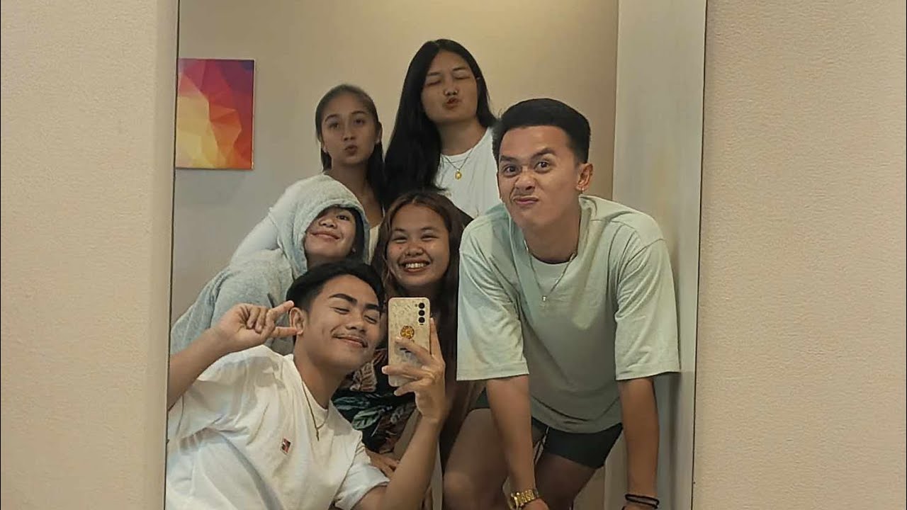 HM209 HOTEL BOOKINGS