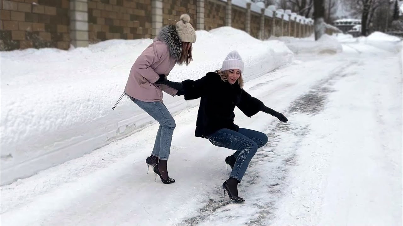 SERGIO ROSSI AND TUNA PUMPS HIGH HEELS ON ICE, High Heels on Ice Comparison, Heels on ice (# 962)