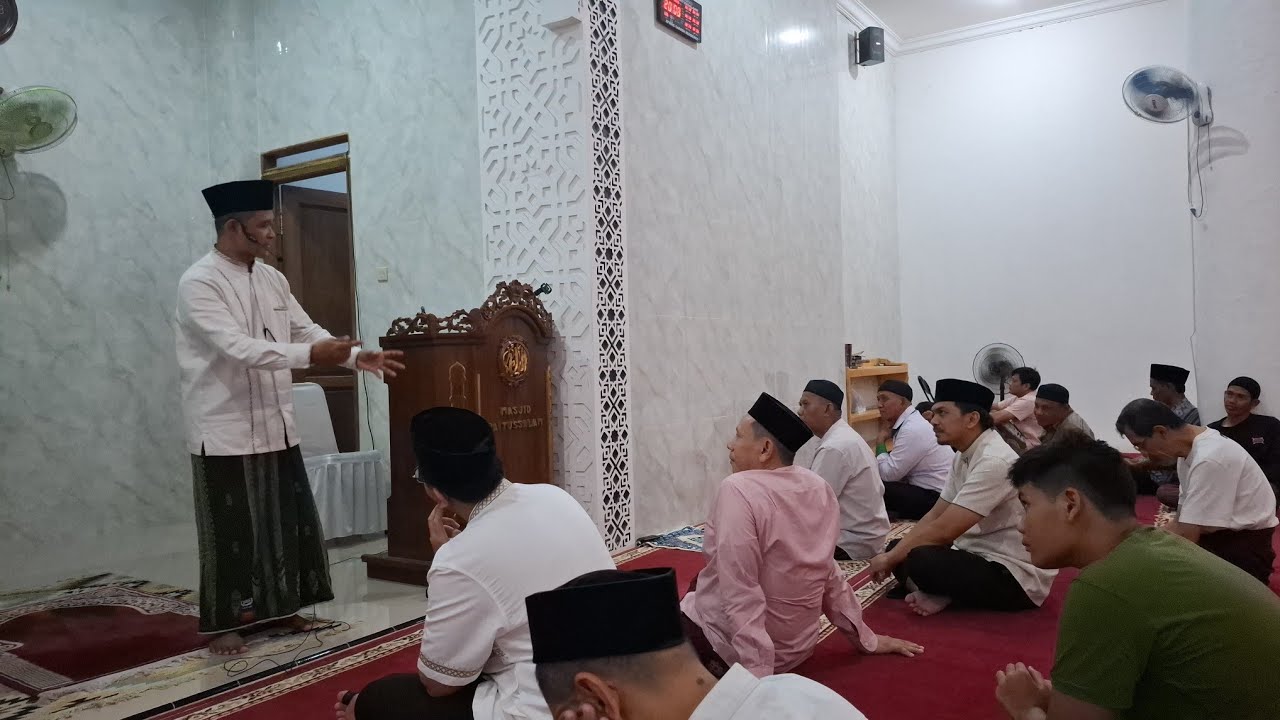 CERAMAH TARAWIH SGR , 2 CAHAYA & 2 KEGELAPAN YANG DI BERIKAN ALLAH KPD NABI MUHAMMAD. Ustd MUSLIH 