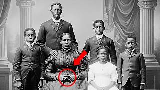 1892 Family Portrait Resurfaces — and historians are stunned to notice the mother's hand Copy 1892 Family Portrait Resurfaces — and historians are stunned to notice the mother's hand Copy