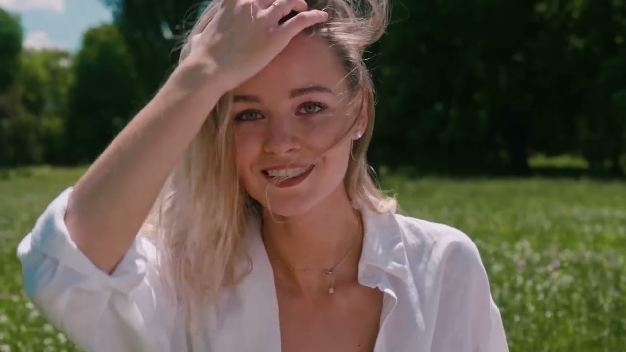 Velvet Lounge Project & LiLou - Afternoon in Paris - Official Video