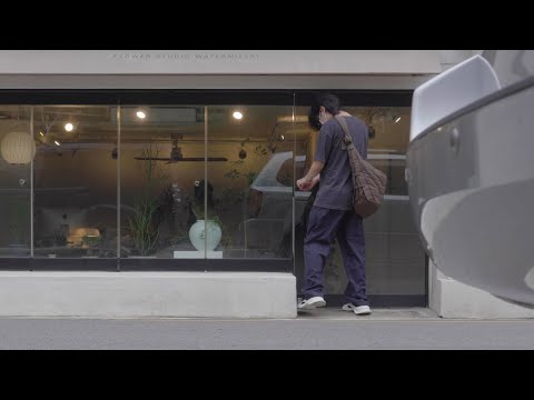 <strong>발렌시아가</strong> 고무 신발 신고