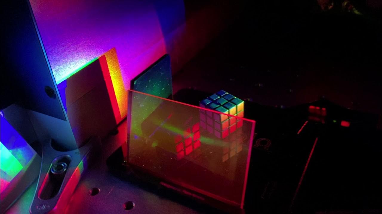 Transmission hologram - YouTube