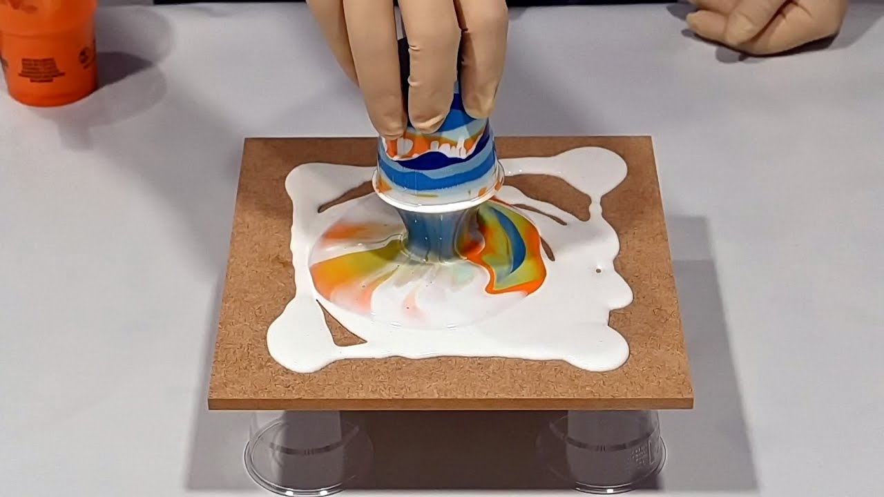 🎨4 Acrylic Pours Compared — No Silicone Oil, Little & More! 🖌️ - YouTube