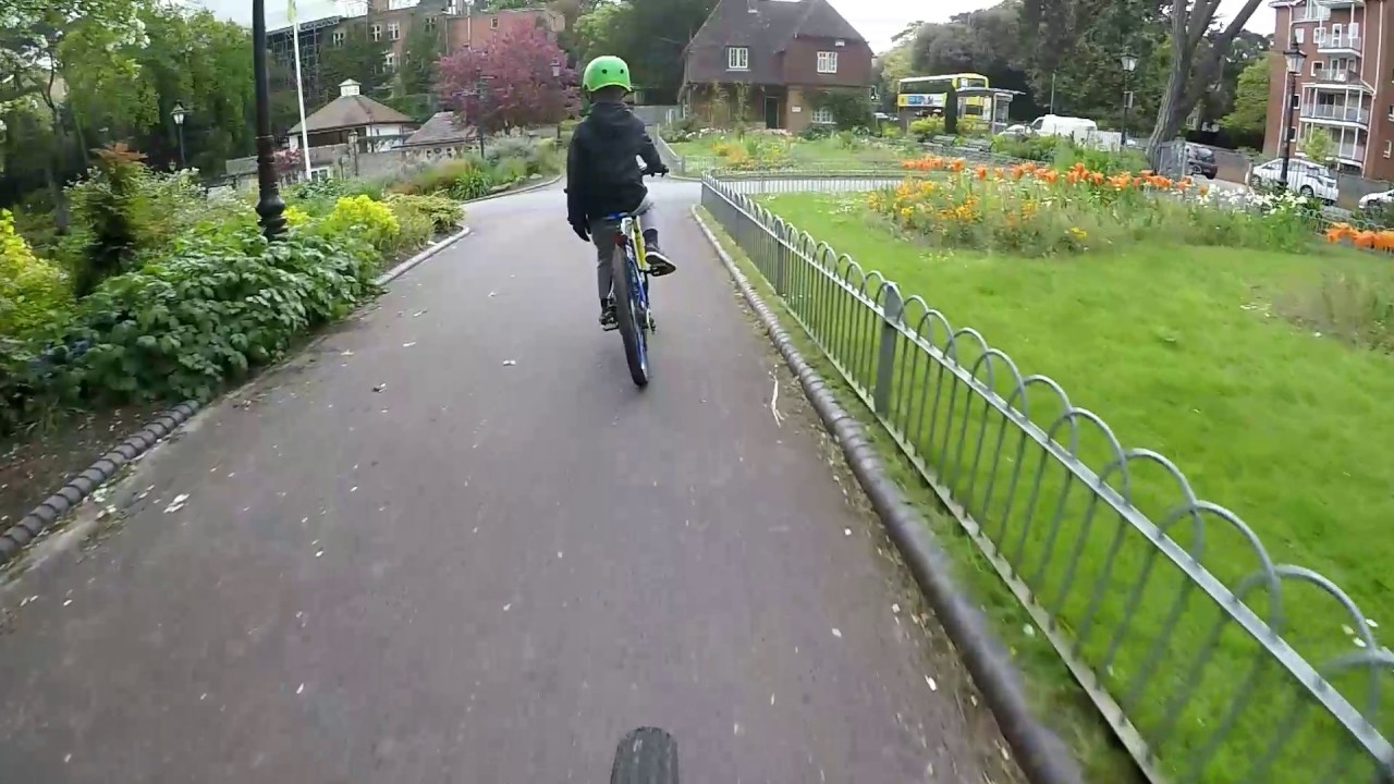 Good front brakes plus amazing front flip - bike crash