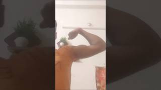 4 Best Dumbbell exercises for bigger biceps at home.#bestexercise #bicepsworkout #homeworkout