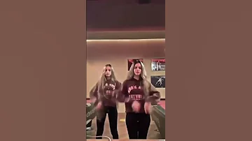 غمزت عينك لواحد غيري والله لموت الليلة لنوش ولينو 