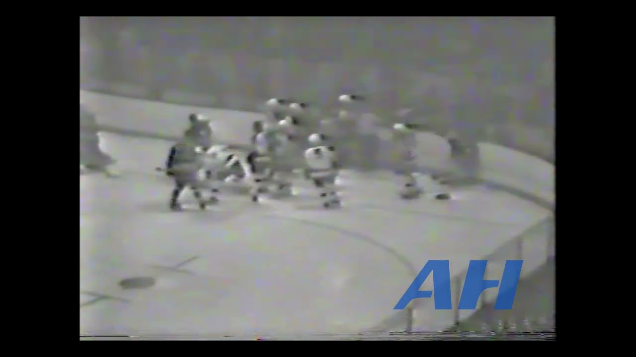 OMJHL WCHL QMJHL Memorial Cup May 13, 1978 Peterborough Petes v New Westminster Bruins (melee) Tim T