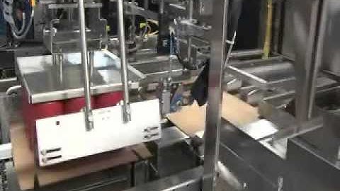 Polypack Tray Former-Loader for Plastic Bottles