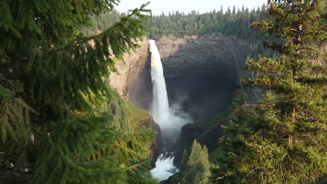 Helmcken Falls in Wells Gray Provincial Park