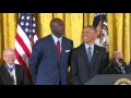 Michael jordan receives the presidential medal of freedom