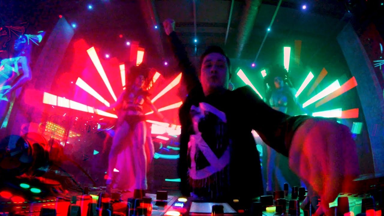 Burzhuy @ D.Fleur, Kyiv, 4.11.2017