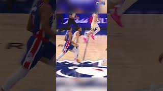 Steph gets the strip and the assist 💪💪💪 | NBC Sports Bay Area