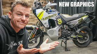 BOB's Husqvarna 901 Expedition : HOW TO Install NEW Graphics! by Life of Smokey 7,712 views 1 month ago 10 minutes, 2 seconds