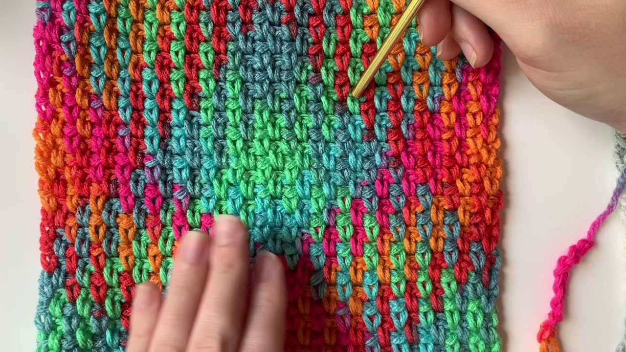 How to color pool in crochet with this great step-by-step guide