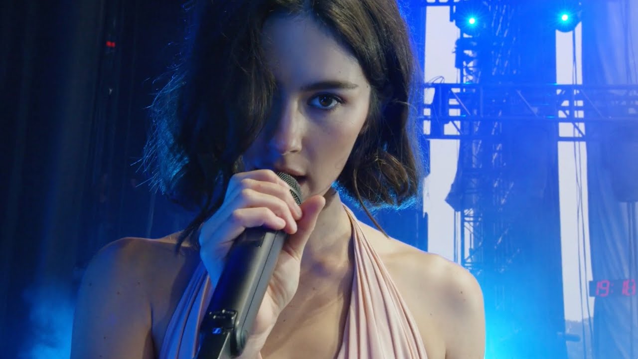 グレイシー・エイブラムス Gracie Abrams - I Told You Things (Live From Outside Lands