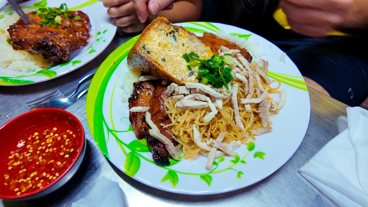 This Is My Favorite Street Food In HCMC, Vietnam