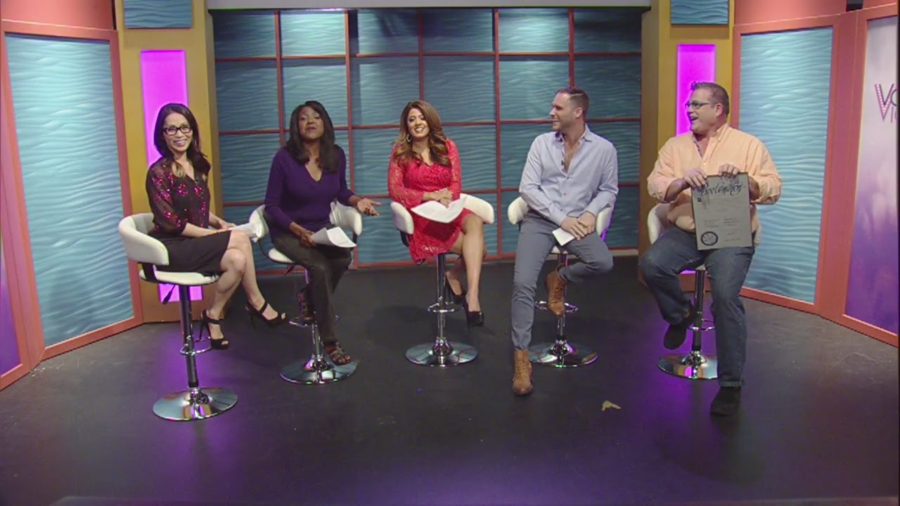 Drag queen Kitty Litter stops by Valley View Live! YouTube