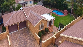 3 Bedroom Townhouse For Sale in North Riding, Randburg, Gauteng, South Africa for ZAR 1,350,000