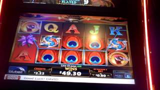 Royal Red Peacock Slot Machine Bonus
