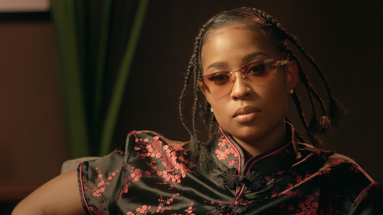 Rapper Dej Loaf looks back at the murder of her father when she was a child