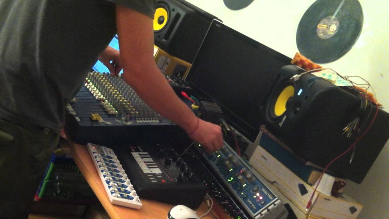 VIKKEI acidANALOGlive test