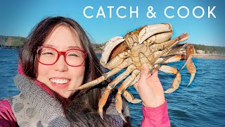 Catching DUNGENESS CRABS by Kayak  CATCH & COOK on Lopez Island