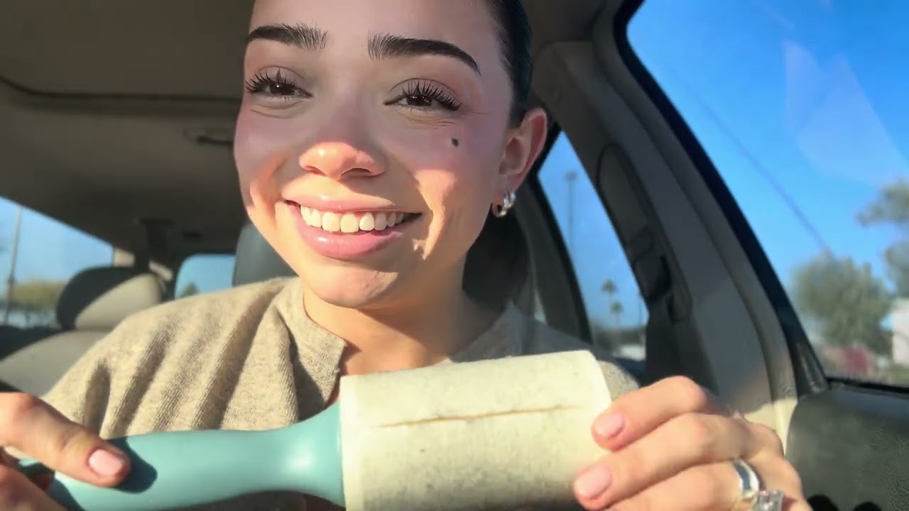 ASMR in my car before work. What's in my purse? :)