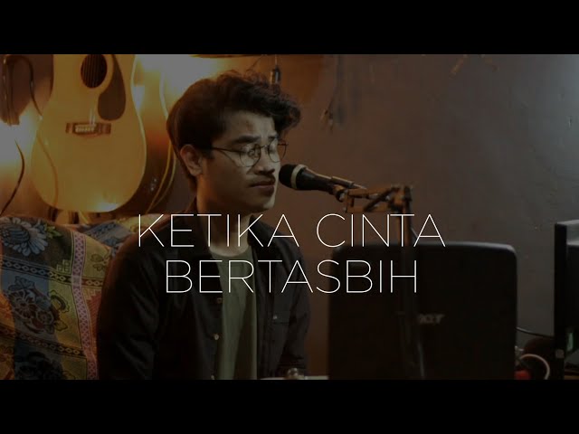 Ketika Cinta Bertasbih || K.A cover class=