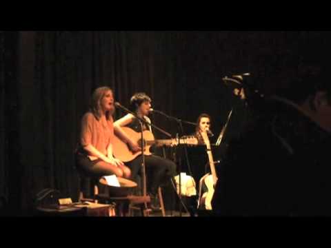Break - Lyndzie Taylor with Lauren Harding and Mal...