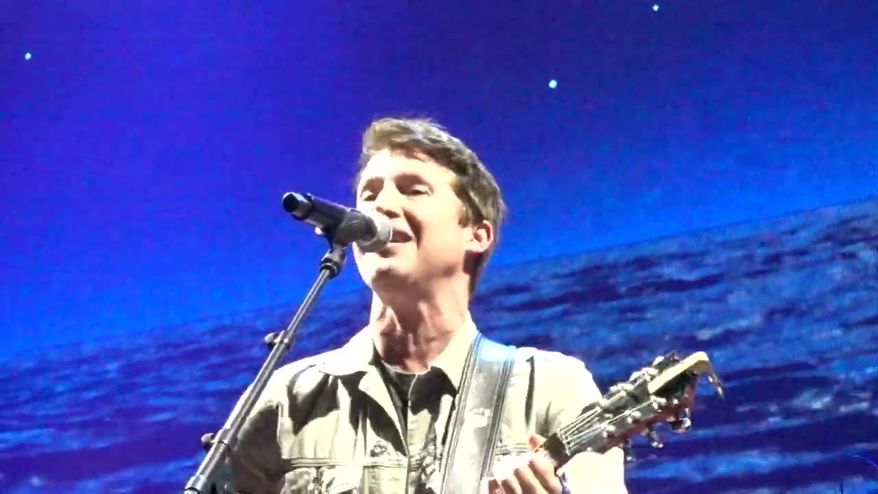 James Blunt - Saving A Life live Budapest 05.03.2024