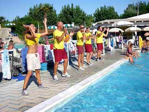 Dance in water - Caping Riccione 2009 / Baila