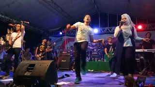 Download Lagu Kangen Band Terbang Bersamaku Live MP3 Kangen Band Terbang Bersamaku Live