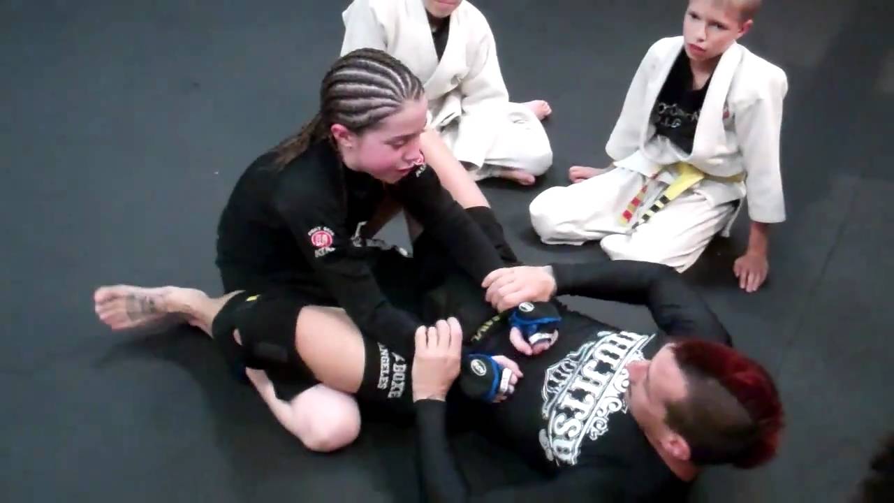 True Warrior Fitness Children's Program: Justin "Gator" Harris & jax: Triangle to Armbar