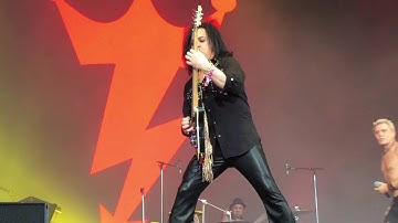 Billy Idol - Rebel Yell - Steve Stevens Guitar Solo - Pemberton Music Festival 2016