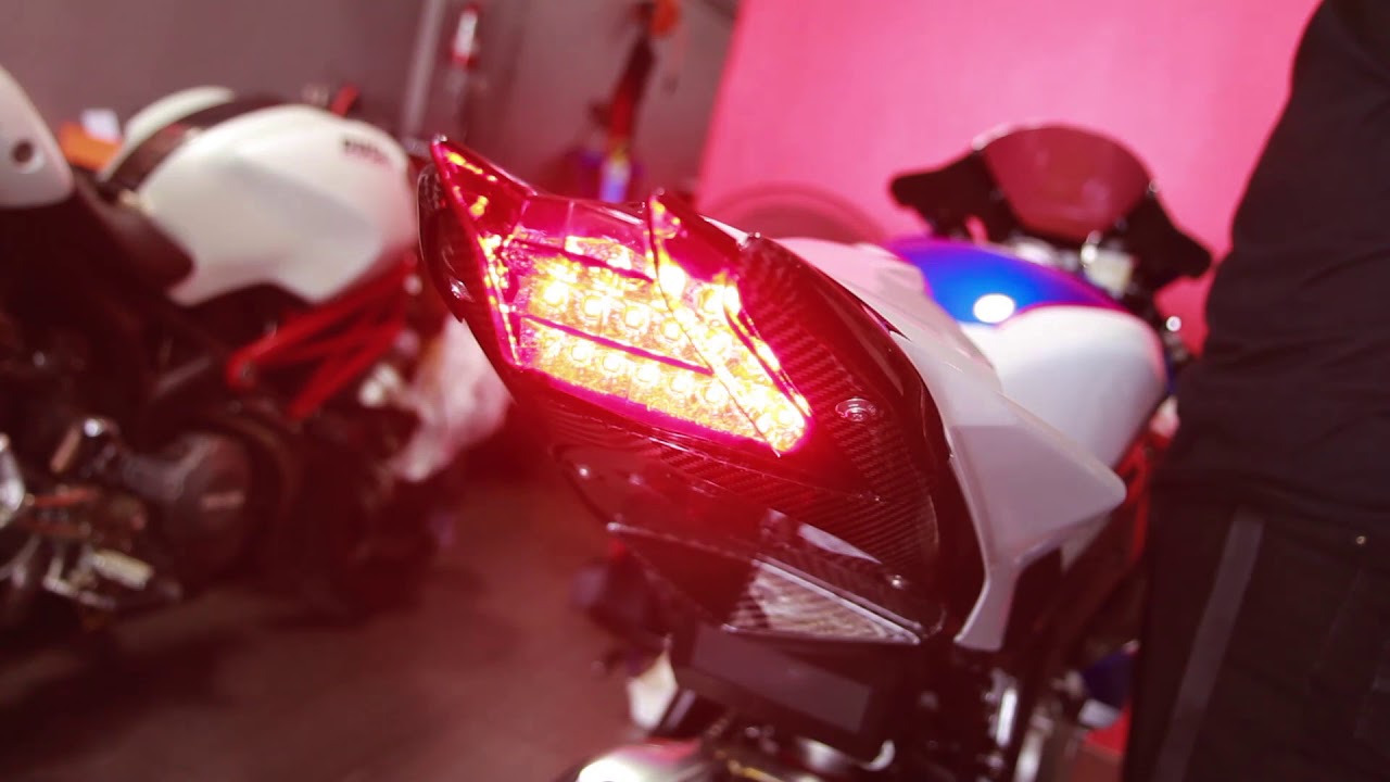 2020 bmw s1000rr tail light