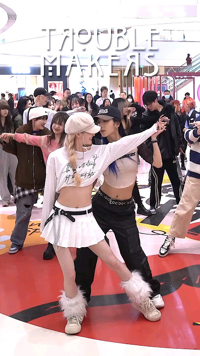 K-pop in public Trouble Maker