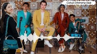 Cukup Dikenang Saja - The Junas ft Yasmin Napper | Official Lyric Ost. Sinetron Anak Band SCTV